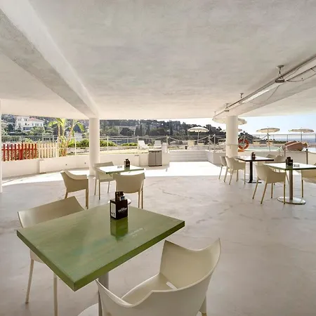 Ξενοδοχείο με διαμερίσματα Modus Vivendi 315 2*